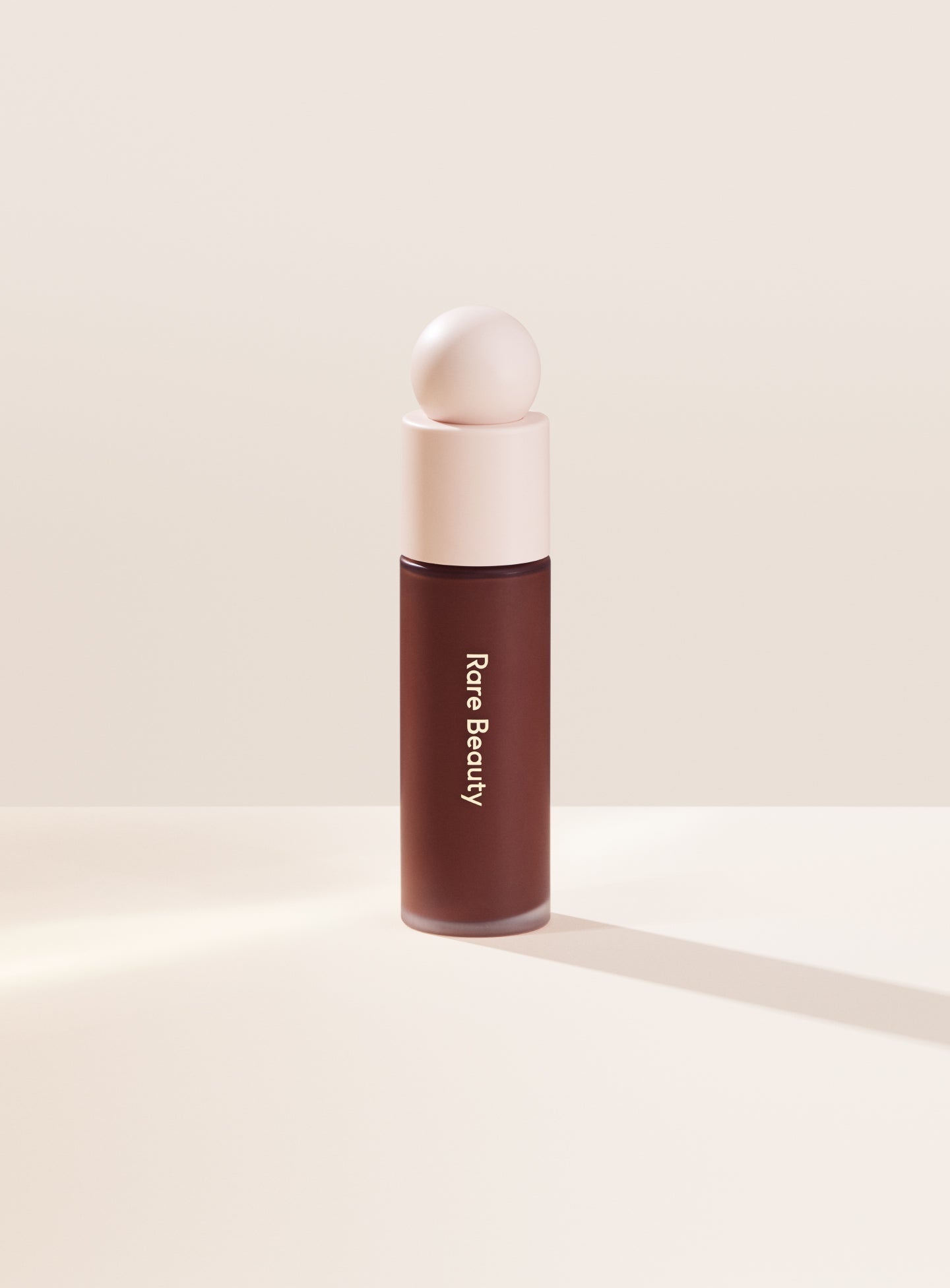 Rare Beauty Liquid Touch - Aydınlatıcı Kapatıcı - stre