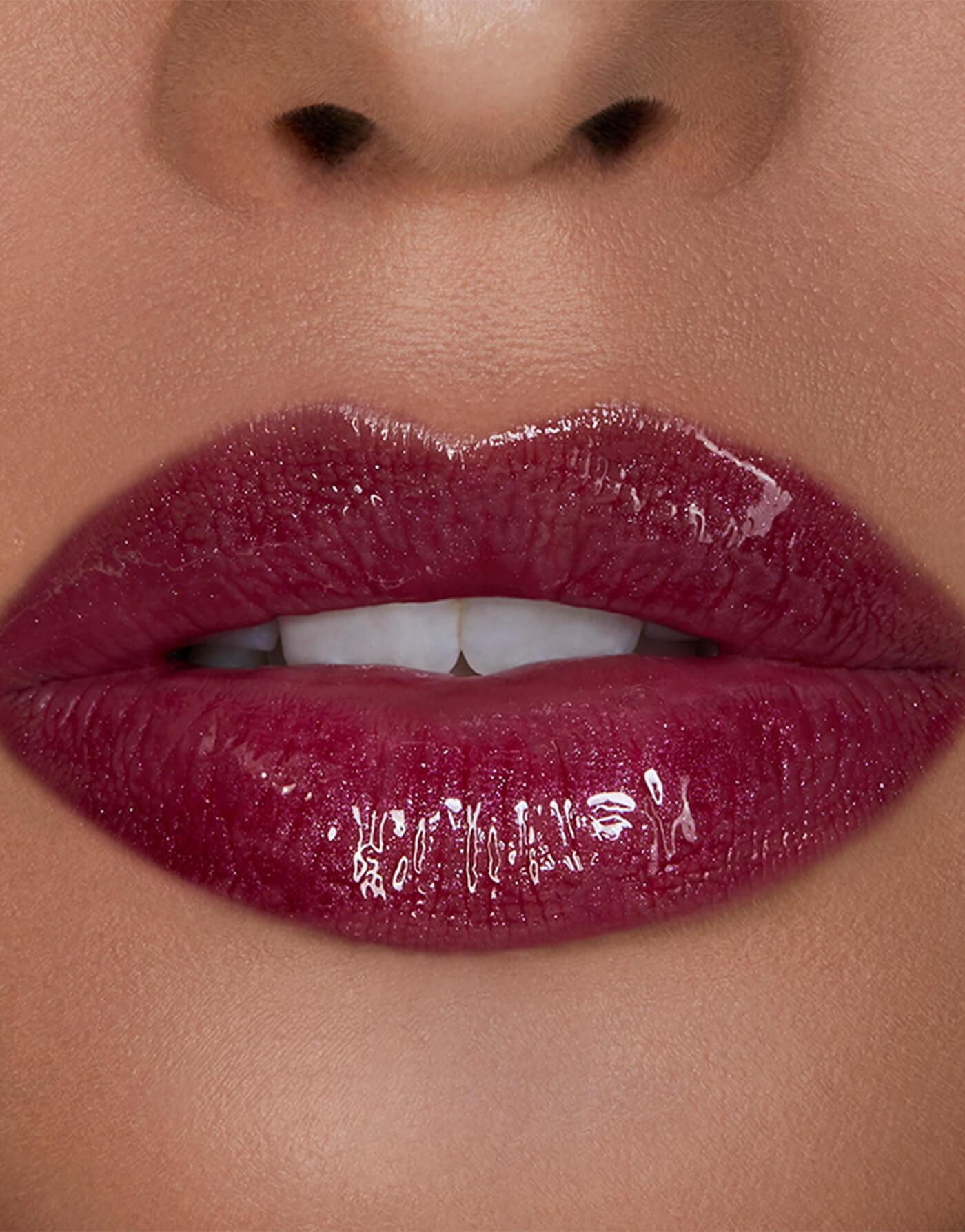 Hourglass Unreal™ High Shine Volumizing - Lip Gloss - stre
