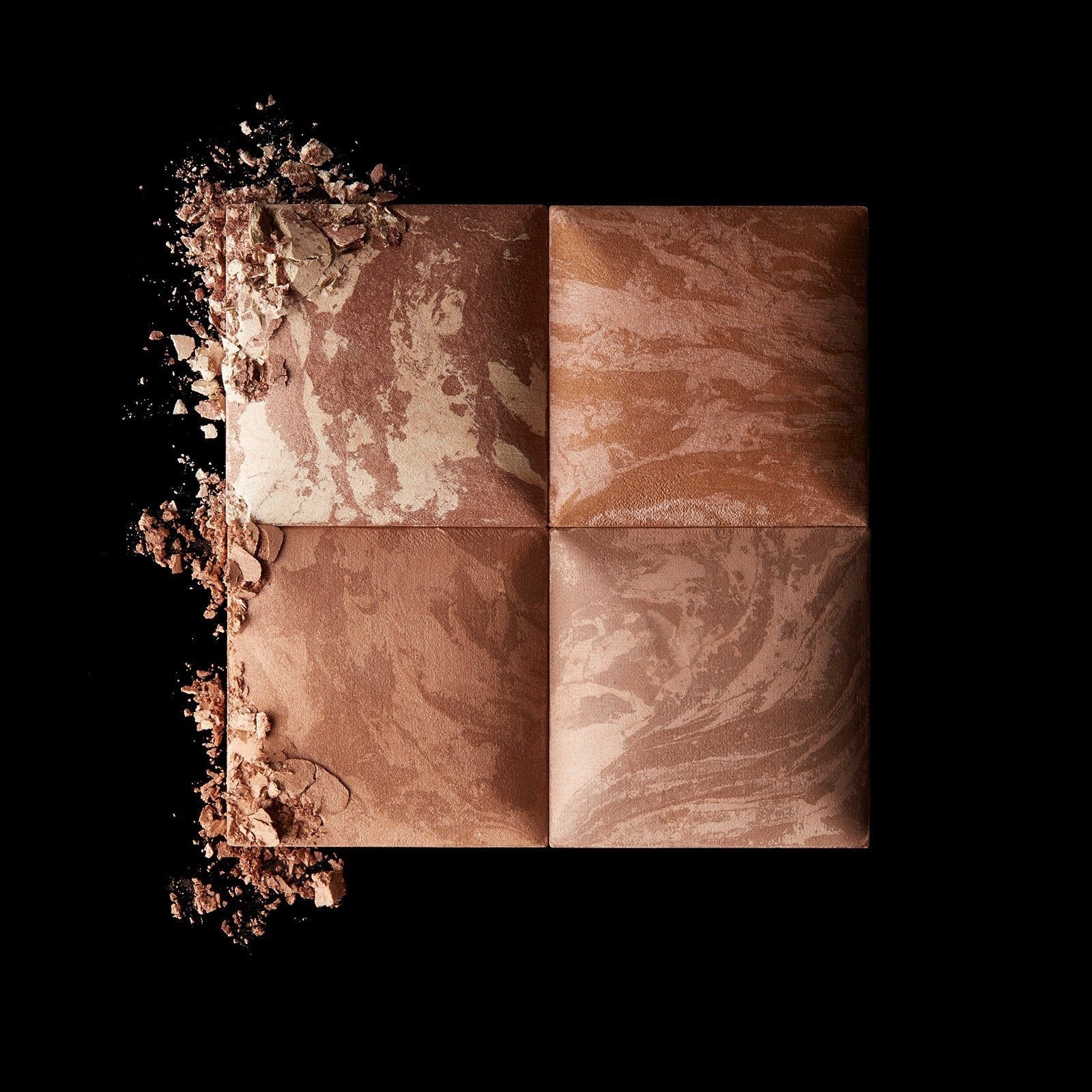 Hourglass Ambient™ Lighting Bronzer - Bronzlaştırıcı - stre