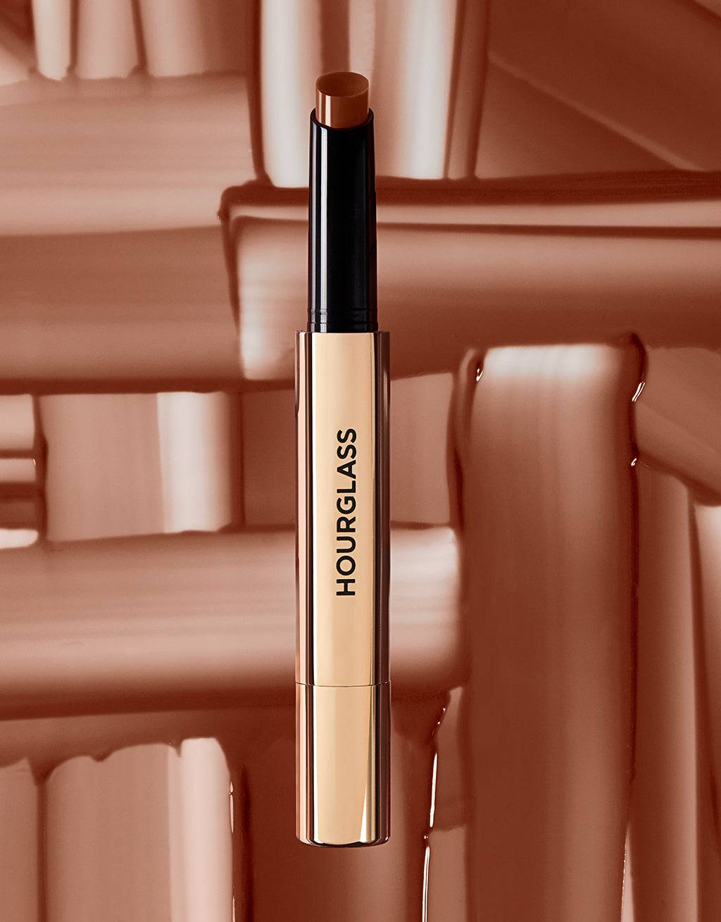 Hourglass Phantom Volumizing Glossy Balm - Hacimlendirici Ruj - stre