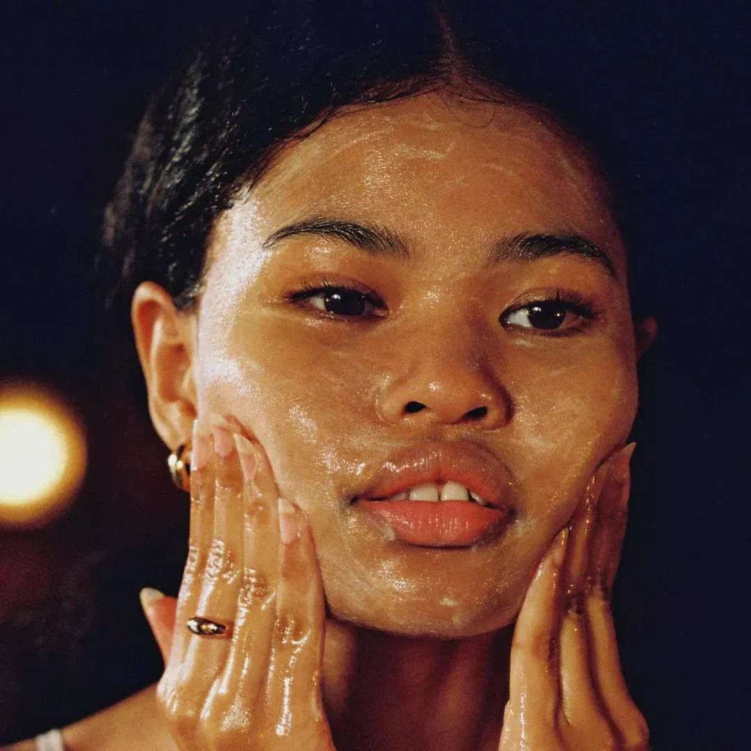 Rhode Pineapple Refresh Yüz Temizleyici - stre