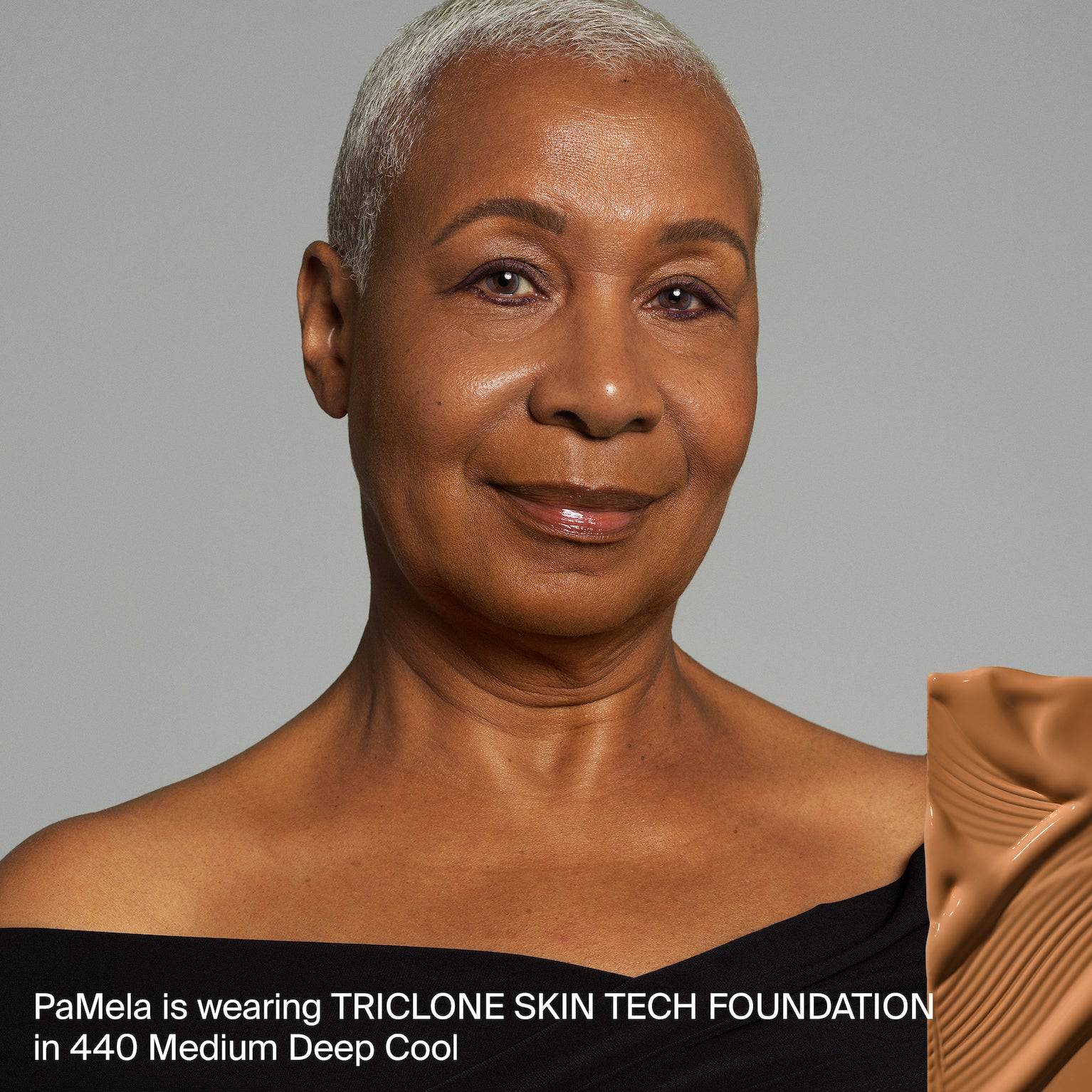 Haus Labs Triclone™ Skin Tech Medium Coverage Foundation - Fondöten - stre