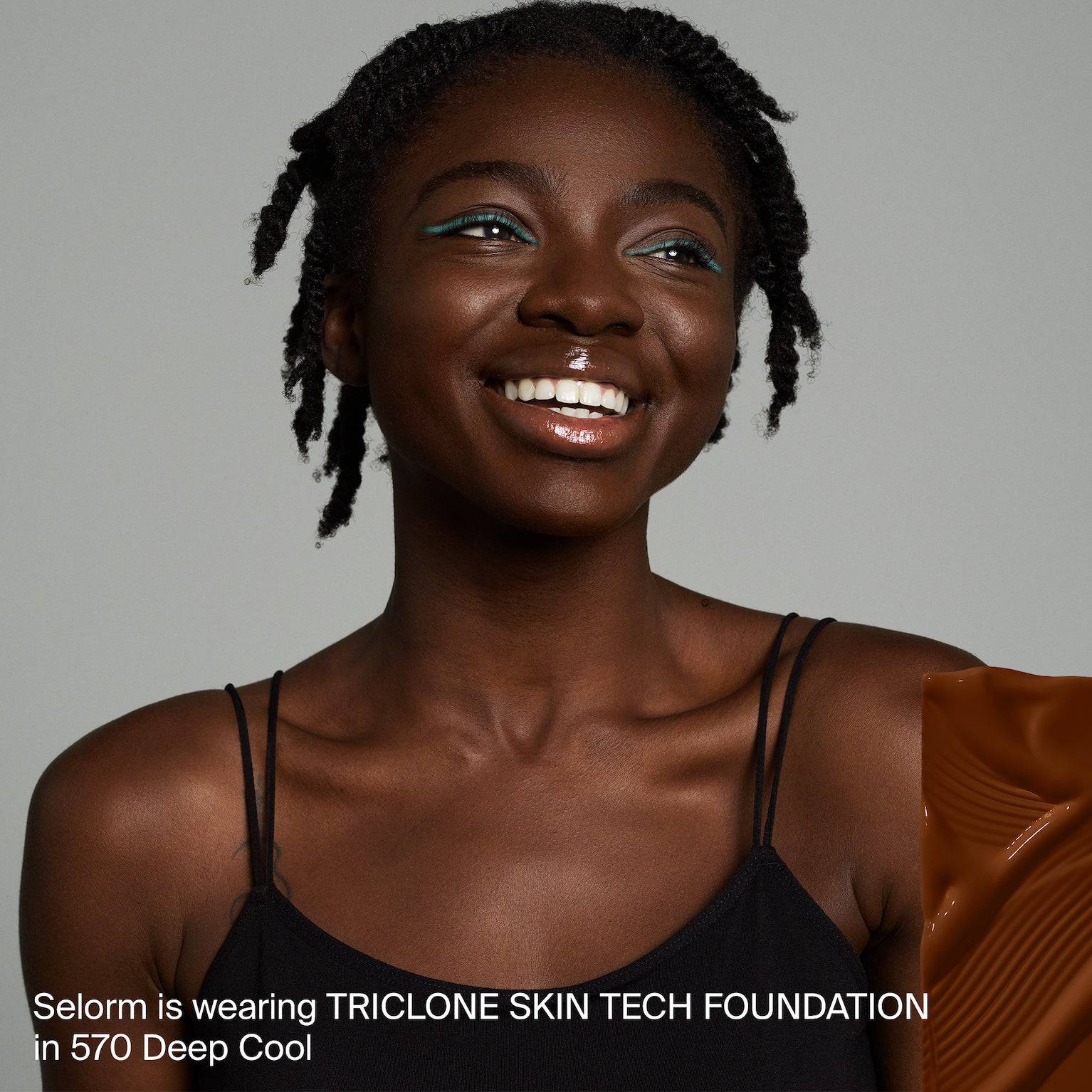 Haus Labs Triclone™ Skin Tech Medium Coverage Foundation - Fondöten - stre
