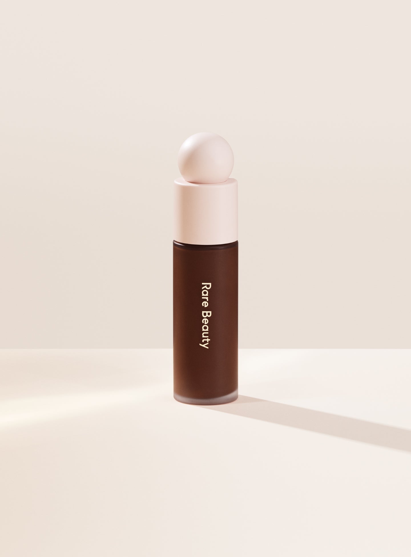 Rare Beauty Liquid Touch - Aydınlatıcı Kapatıcı - stre