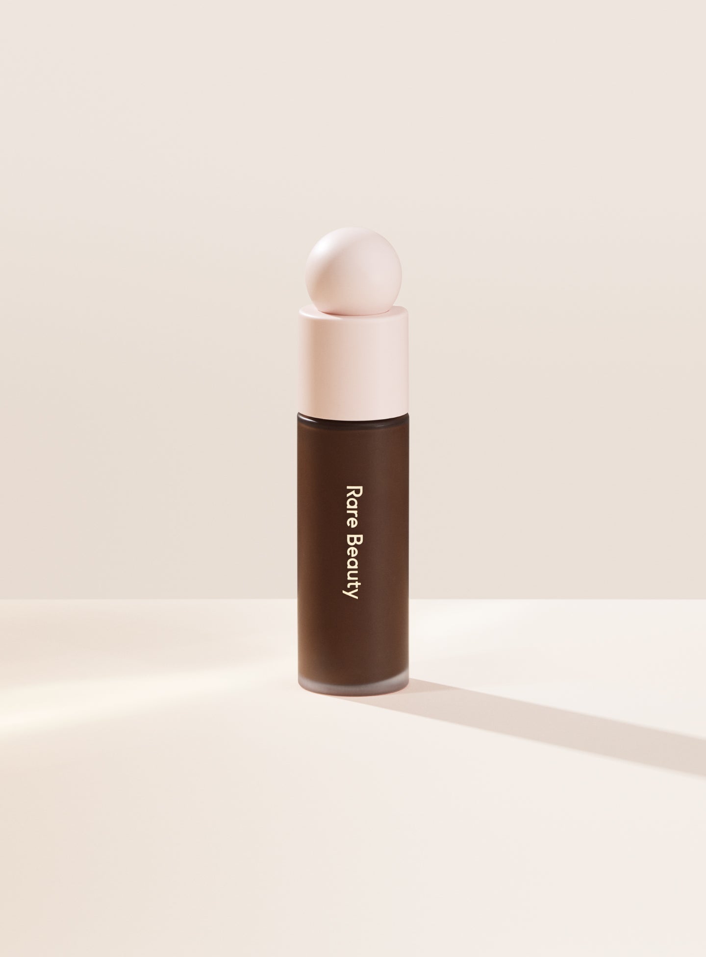 Rare Beauty Liquid Touch - Aydınlatıcı Kapatıcı - stre