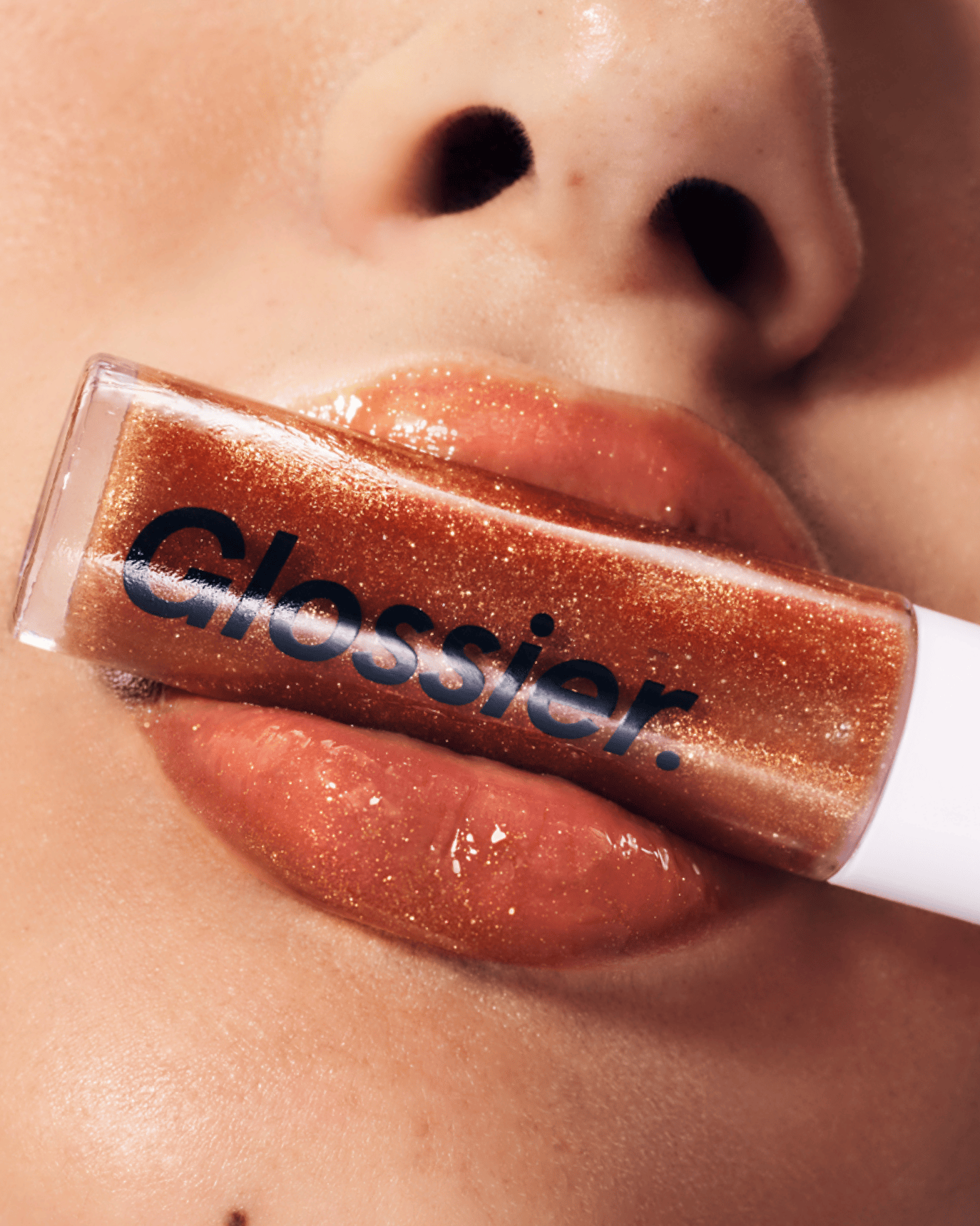 Glossier Lip Gloss - Dudak Parlatıcı - stre
