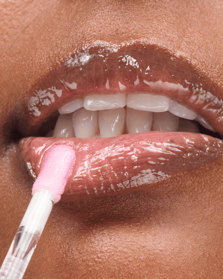 Glossier Lip Gloss - Dudak Parlatıcı - stre