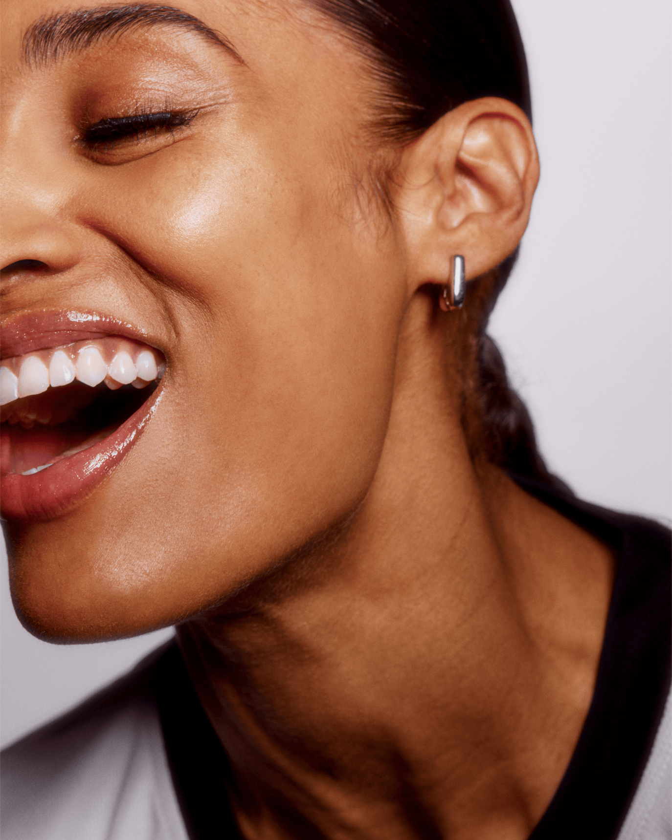 Glossier Lip Gloss - Dudak Parlatıcı - stre