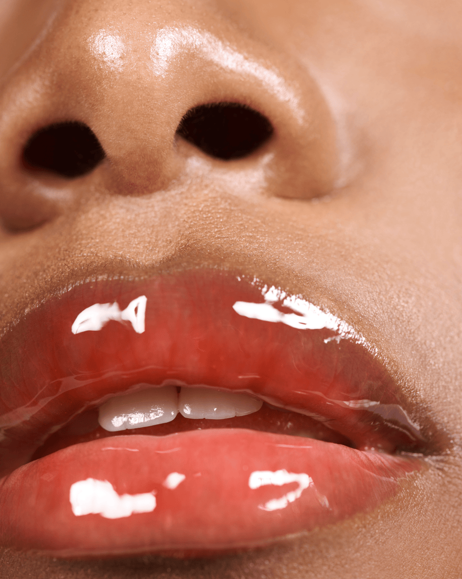 Glossier Lip Gloss - Dudak Parlatıcı - stre