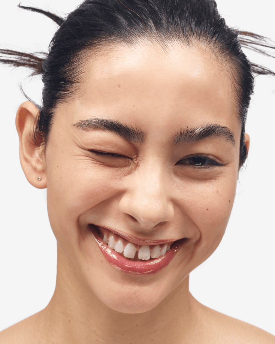Glossier Lip Gloss - Dudak Parlatıcı - stre