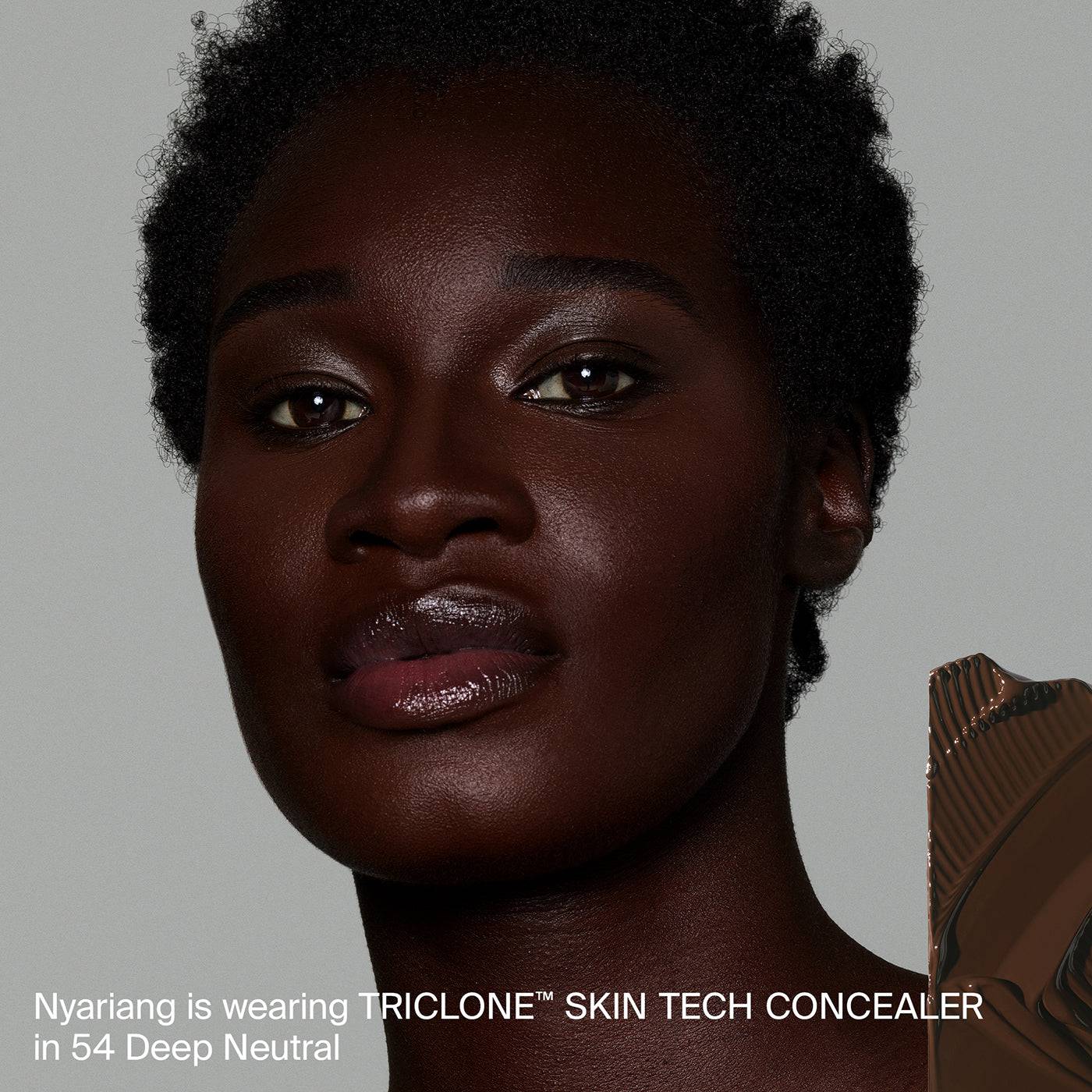 Haus Labs Triclone™ Skin Tech Hydrating + De-Puffing Concealer - Kapatıcı - stre