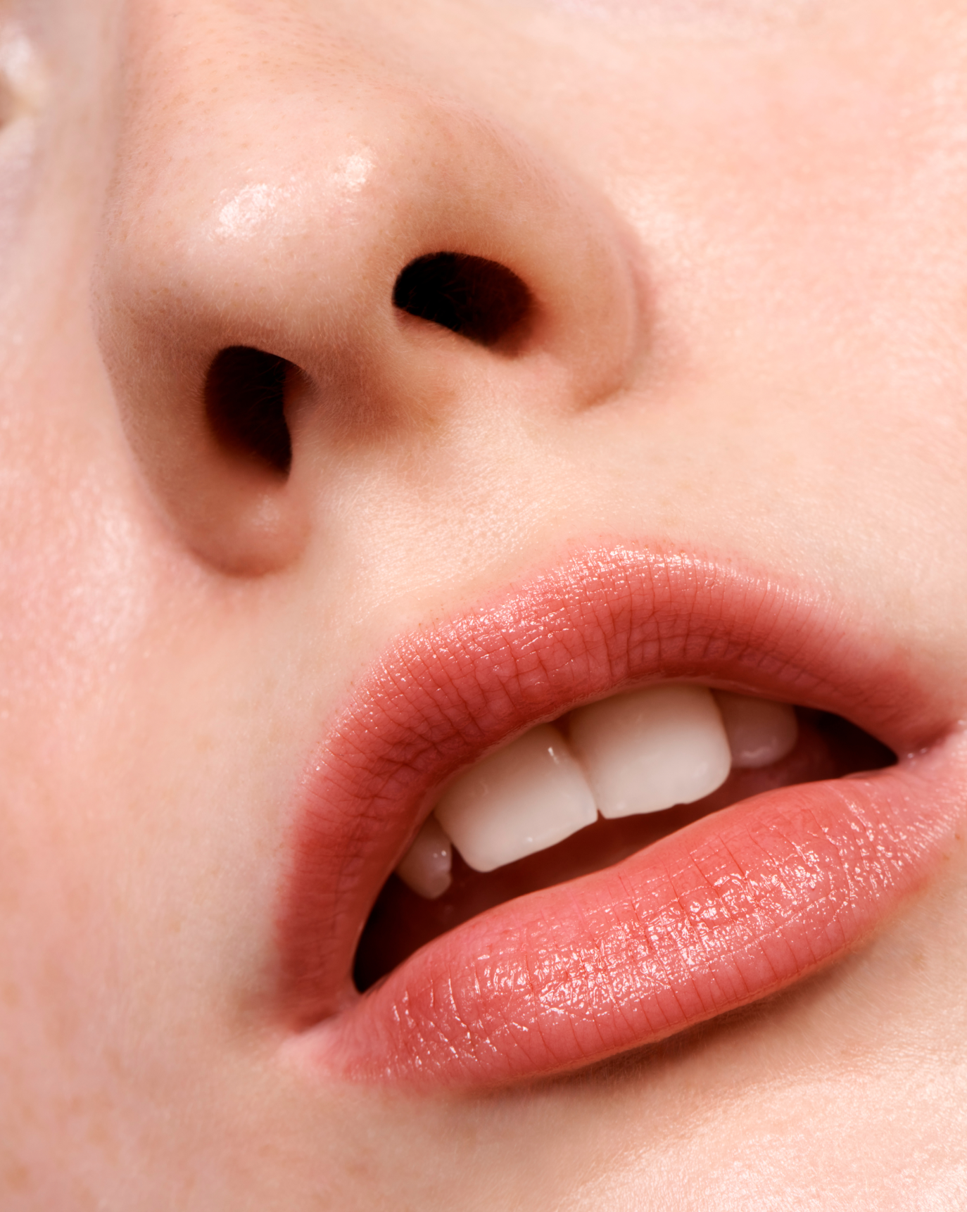 Glossier Balm Dotcom - Lip Balm - stre