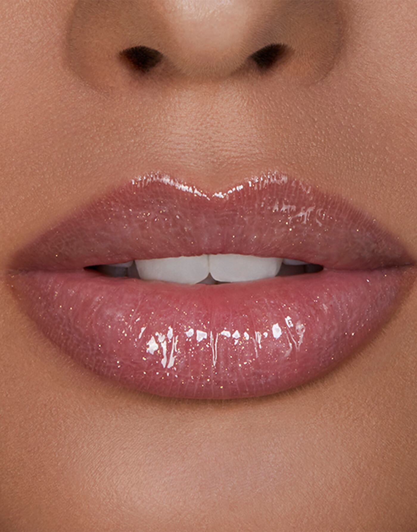Hourglass Unreal™ High Shine Volumizing -  Lip Gloss - stre
