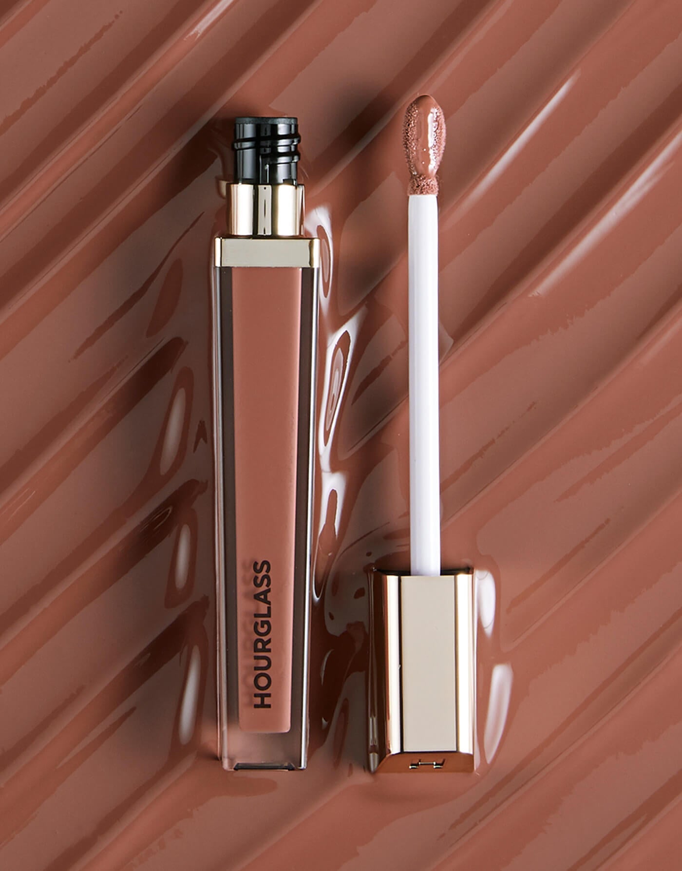 Hourglass Unreal™ High Shine Volumizing -  Lip Gloss - stre