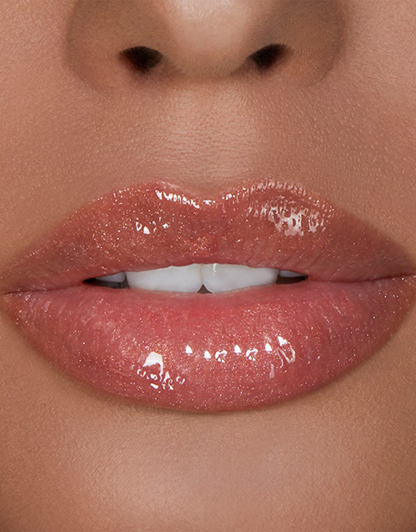 Hourglass Unreal™ High Shine Volumizing -  Lip Gloss - stre