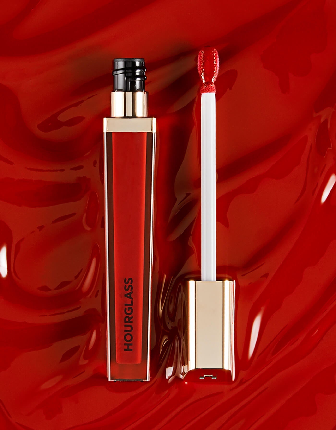 Hourglass Unreal™ High Shine Volumizing -  Lip Gloss - stre