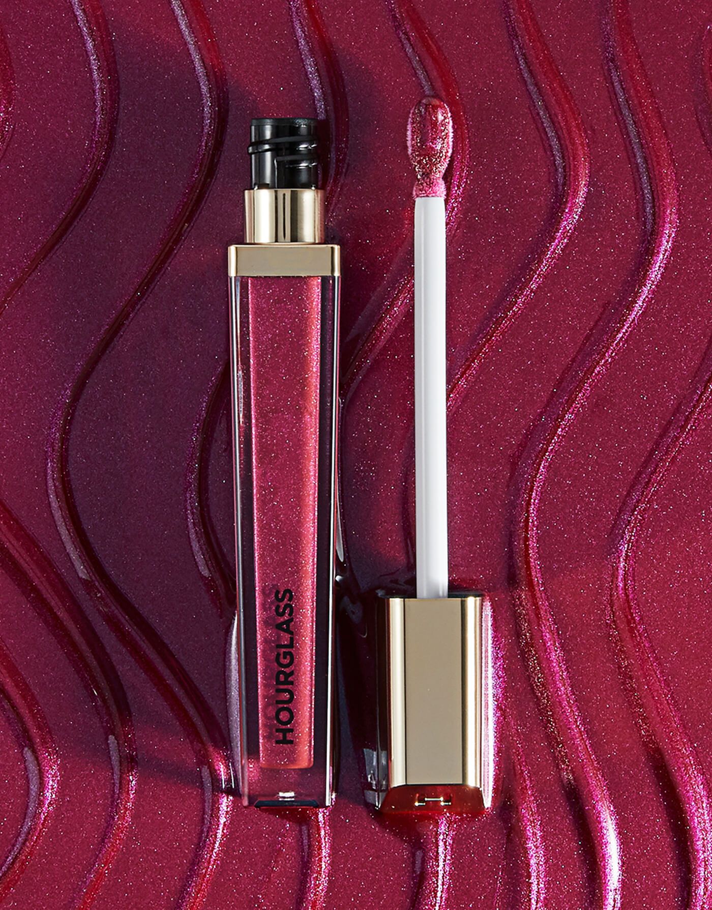 Hourglass Unreal™ High Shine Volumizing -  Lip Gloss - stre