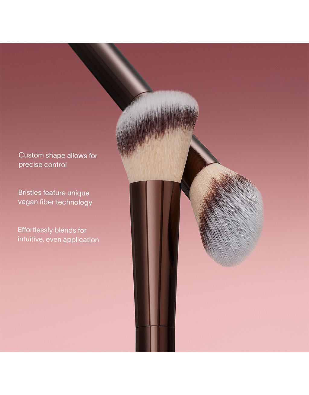 Hourglass No. 15 Blush Brush - Allık Fırçası - stre