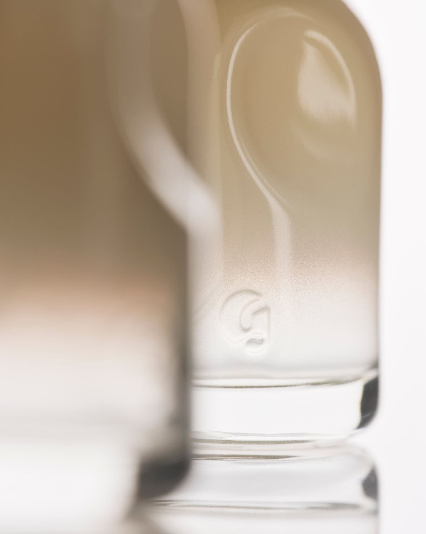 Glossier You Doux - stre