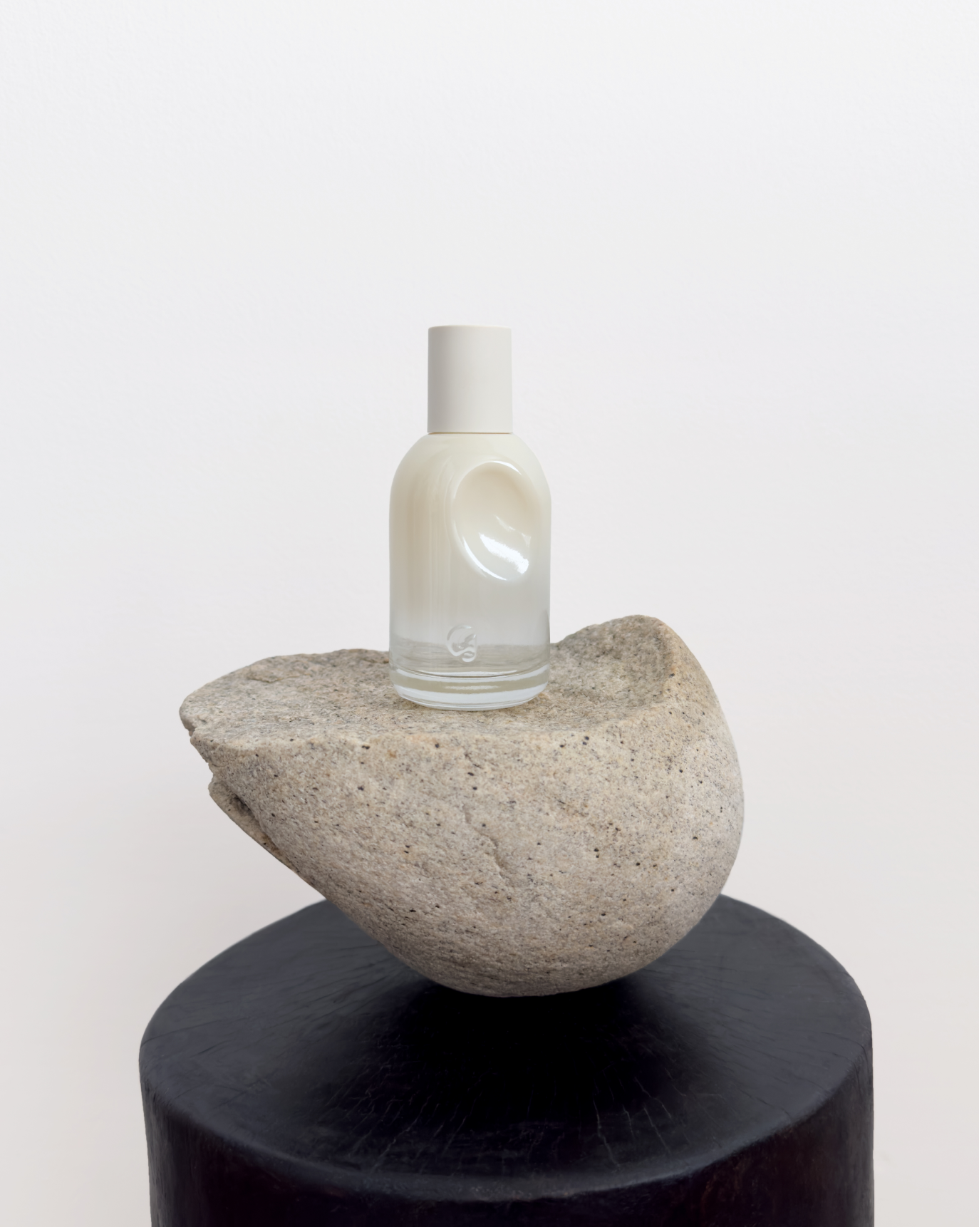 Glossier You Doux - stre