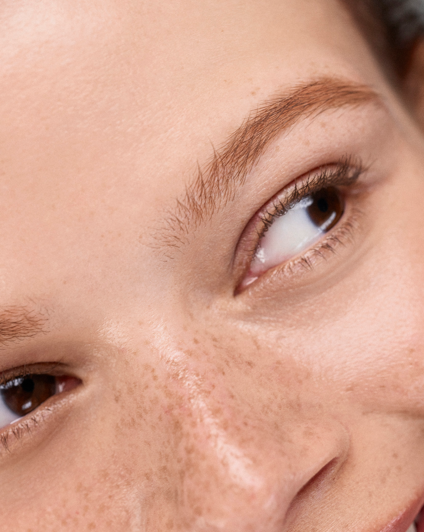 Glossier Boy Brow -  Kaş Kalemi - stre